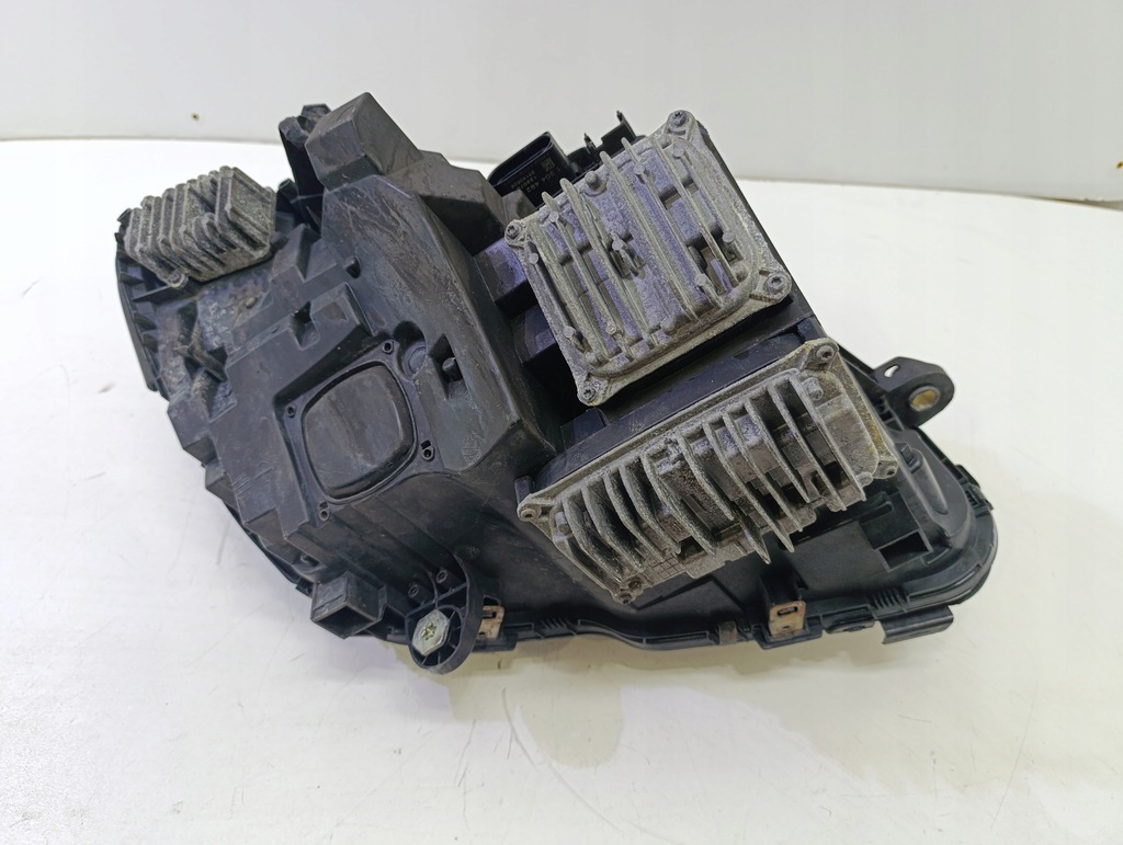 фото №10, Mercedes w205 ліва передня лампа комплектна a2059068701 europa