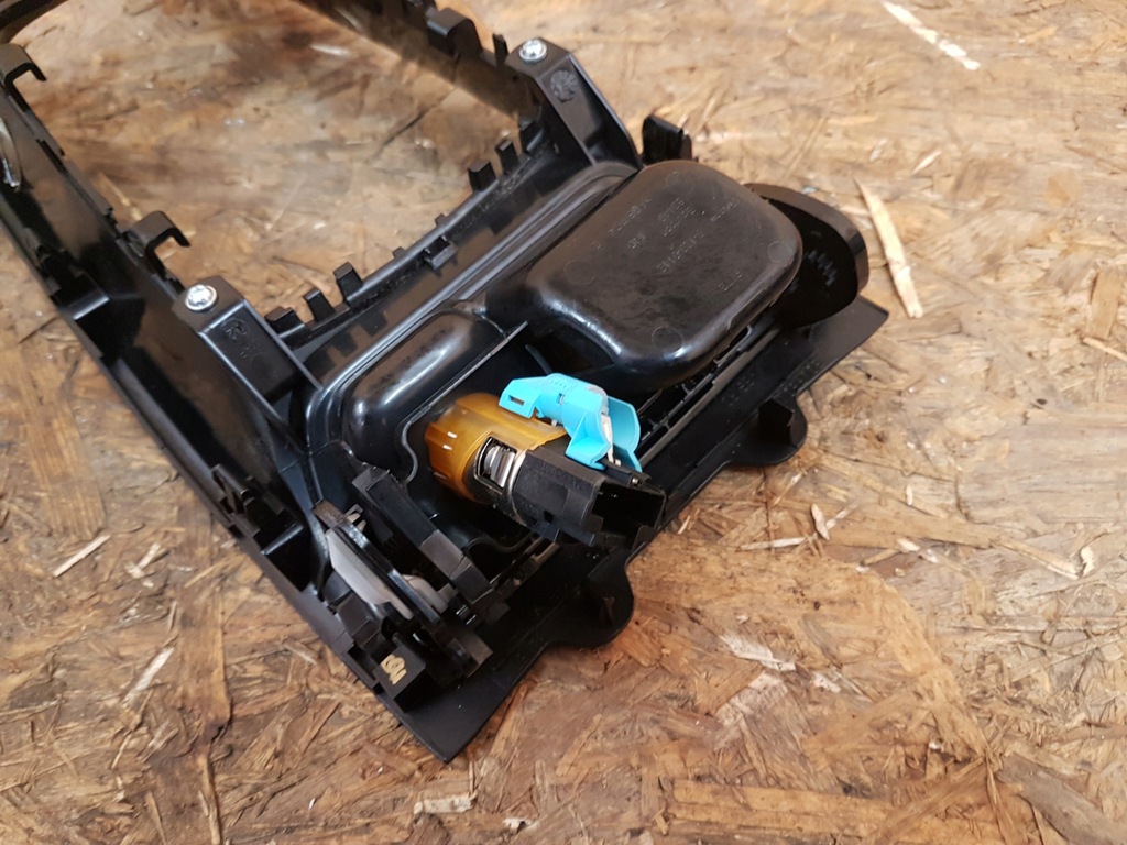 фото №5, Citroen c5 iii рамка защита туннель среднего eu