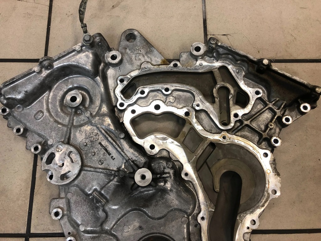 фото №6, Кришка корпус розподільного валу chrysler pacifica 3.6 v6 04893784ae