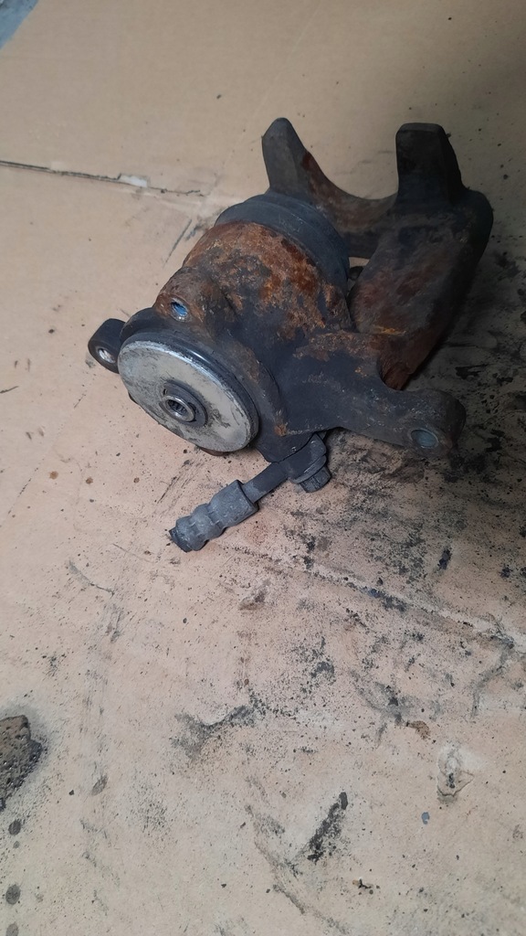 фото №4, Супорт гальмівний 841 правий задня volvo xc60