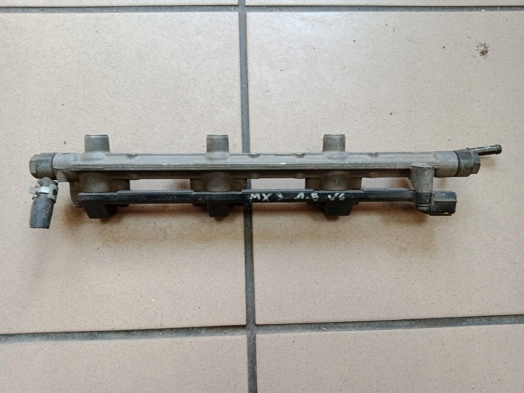 фото №13, Mazda mx-3 1,8 v6 молдинг впрыскная + форсунки