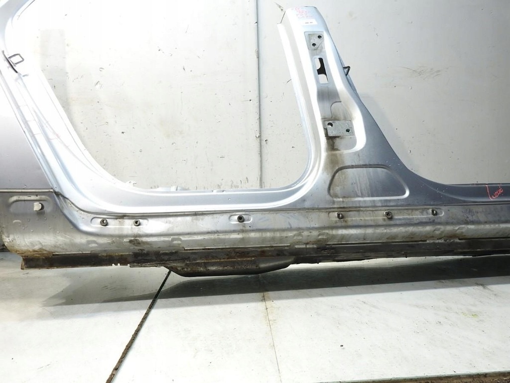 фото №8, Порог блок двигателя правый задняя la7w vw passat b7 kombi