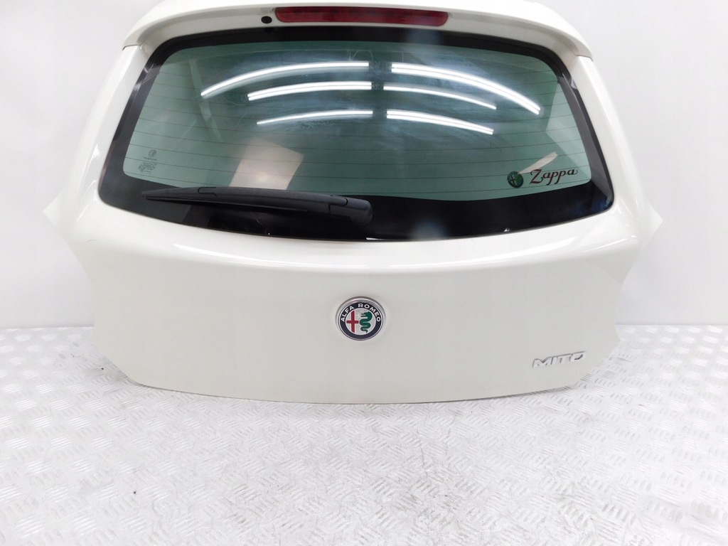 фото №1, Крышка багажника задняя комплектная - alfa romeo mito lift 13-18