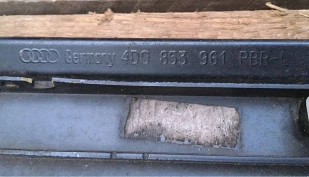 фото №6, Audi a8 s8 d2 4d 1998 молдинг левый задняя