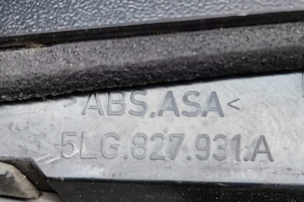 фото №6, Skoda enyaq iv задний левый спойлер багажника 5lg827931a 2023 25980040