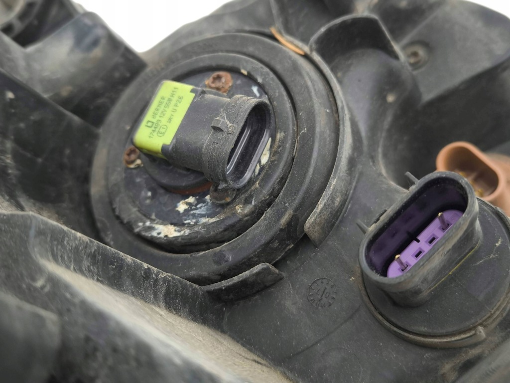 фото №10, Chrysler grand voyager v 2009 ліва сторона лампа передня