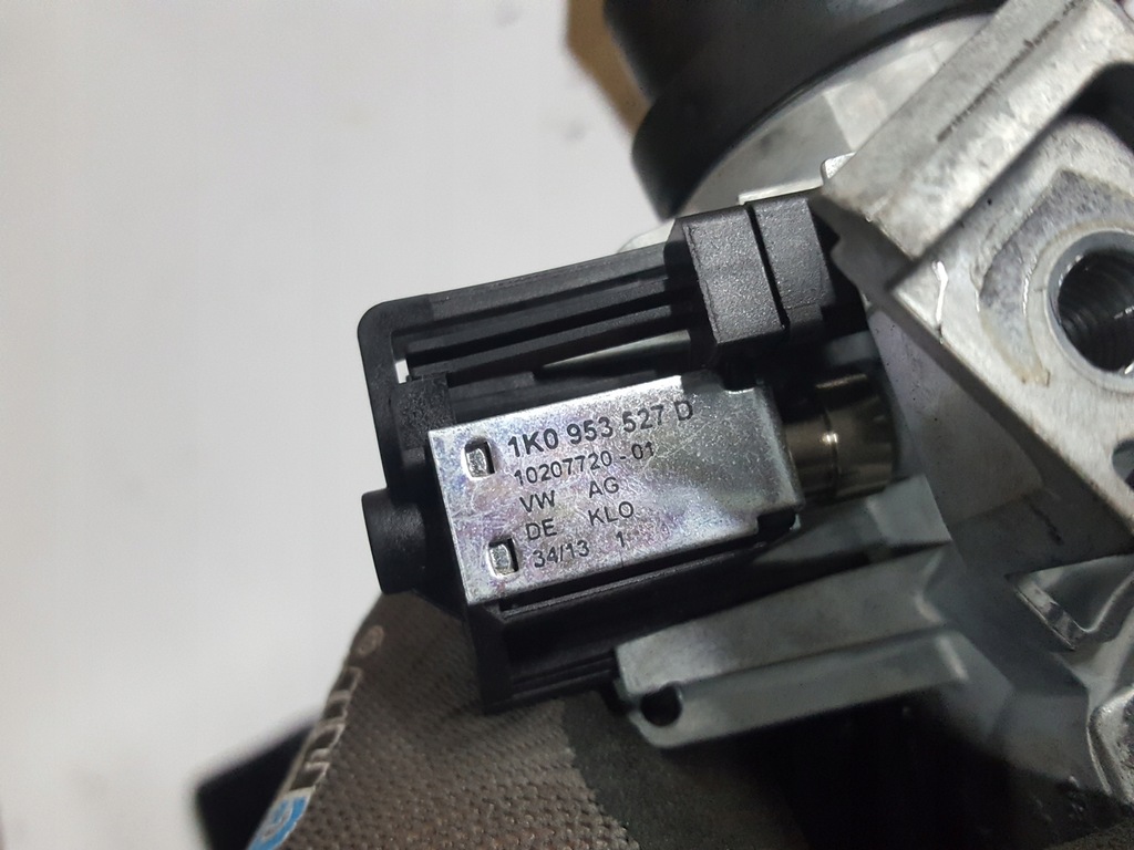 фото №7, Audi a3 8v 13r- замок зажигания ключ автоматическая коробка передач