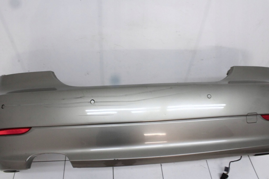 фото №6, Bmw 5 e60 sedan lift 2004r- бампер задняя задний a53 - код лакокрасочного покрытия