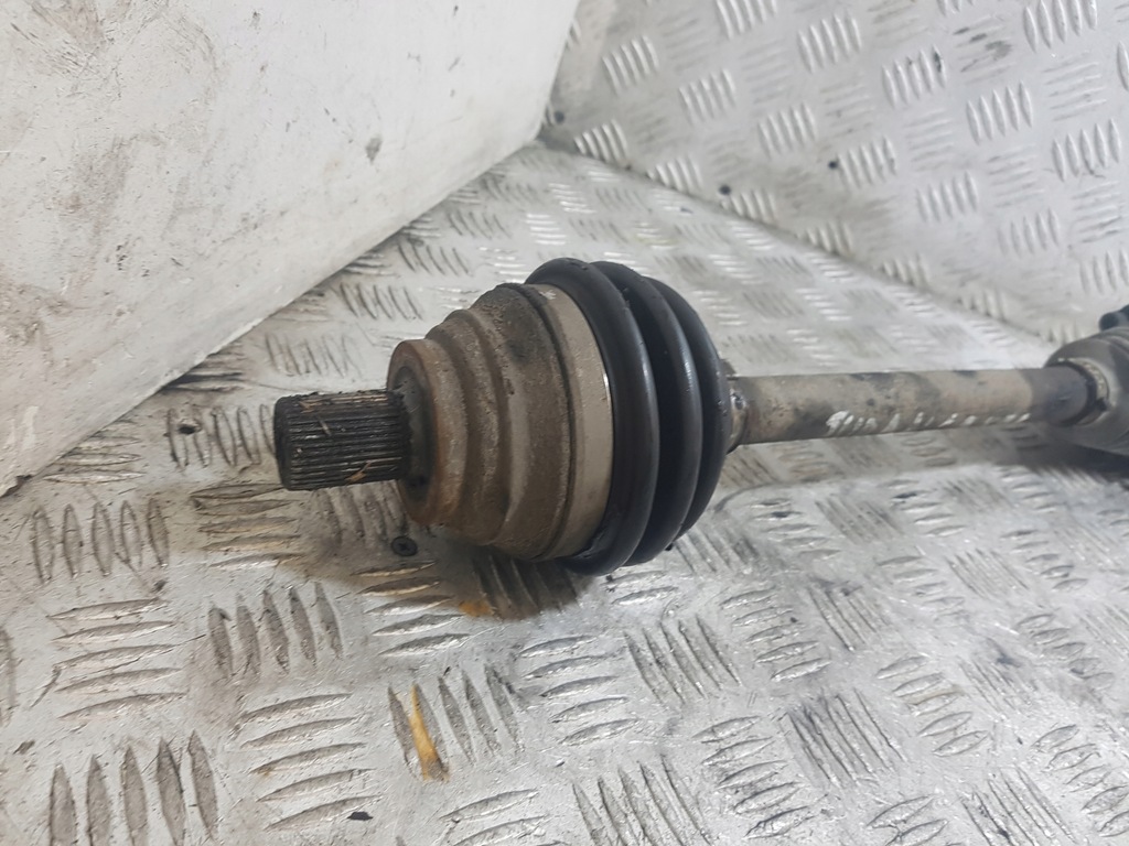 фото №3, Półośka приводной вал левая передняя volkswagen touran 1