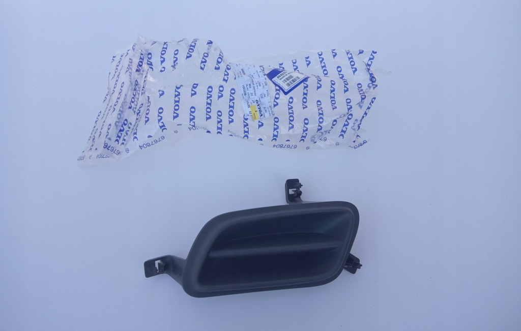 Заглушка бампера ліве перед volvo v70 2 рестайлінг Оригінал