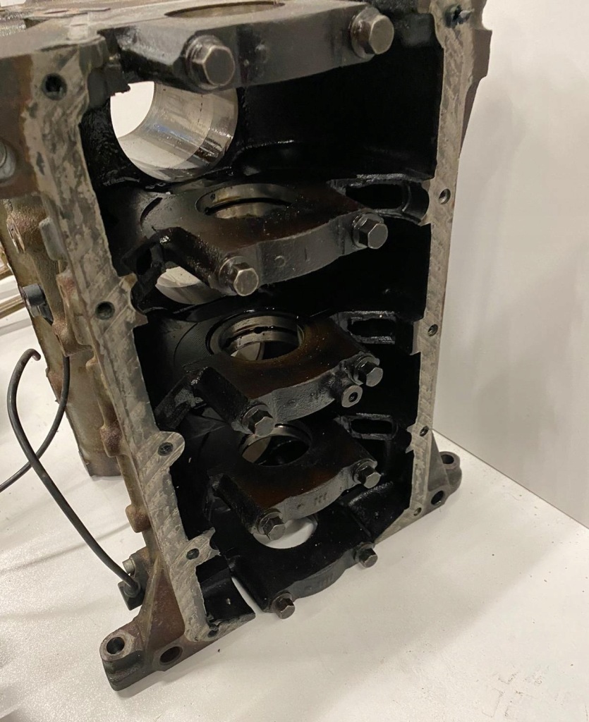 Блок двигателя alfa romeo 147 2.0 ts Цена