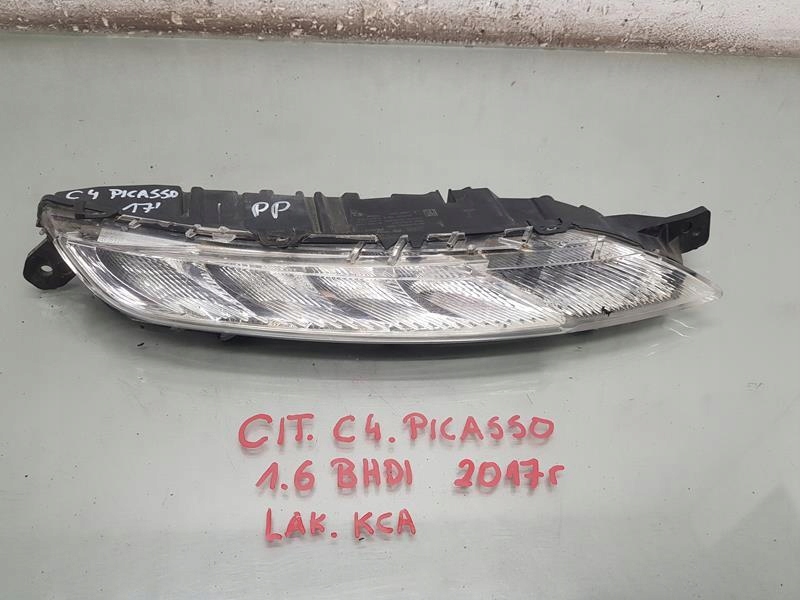 Купить Фара drl led правый  c4 picasso 2 9676036280
