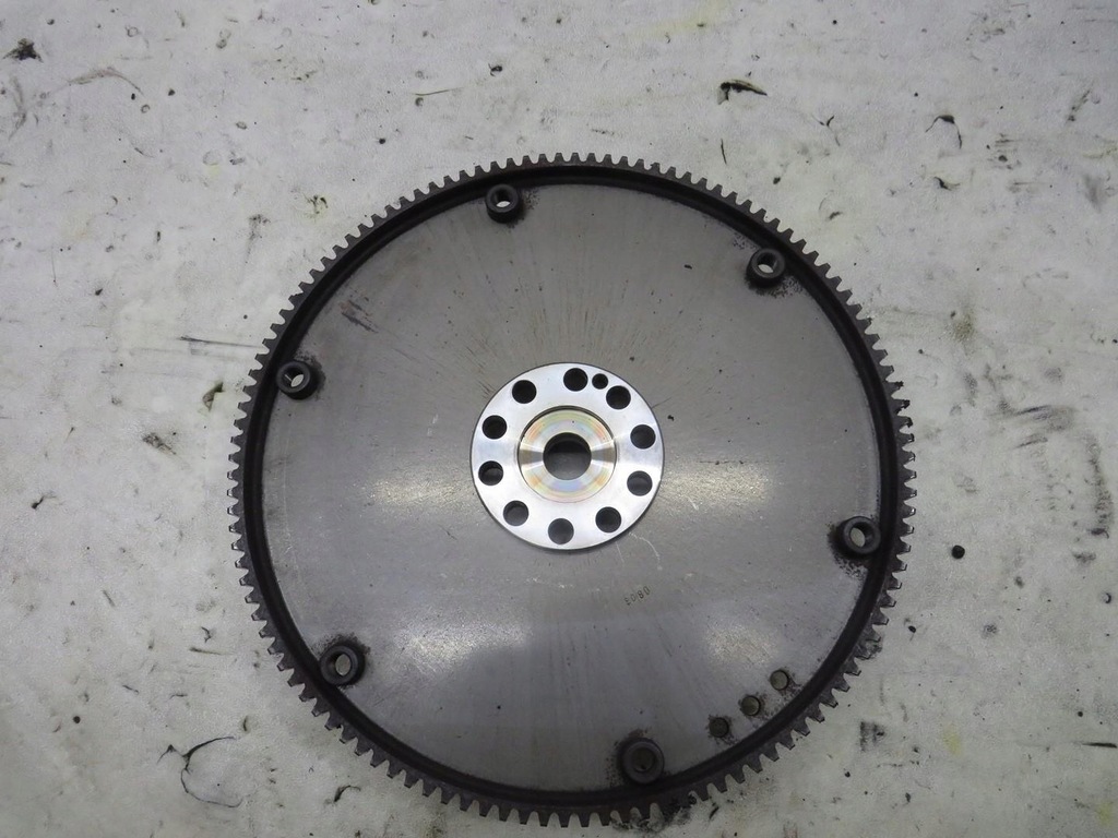 фото №4, Колесо маховик audi q5 8r 3.2 fsi