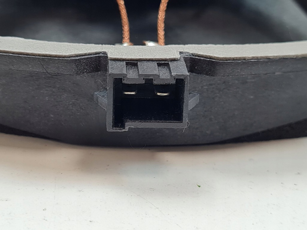 2015 tesla model s динамик дверь передних 100483303a Недорого