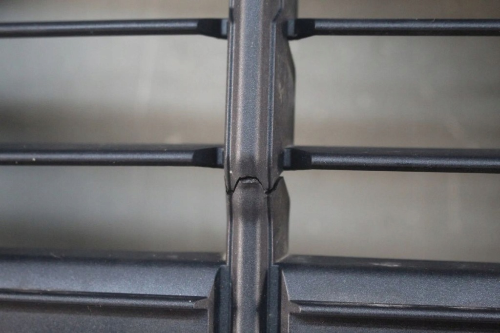 фото №4, Решётка радиатора audi q3 83a853651