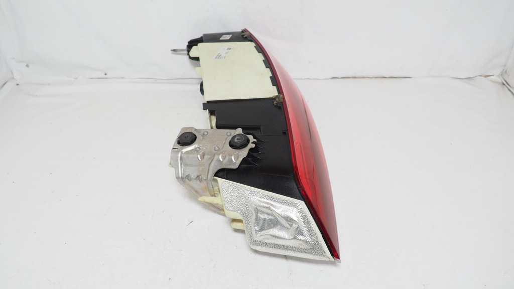 фото №5, Audi r8 лампа led права задня 4s0945096b