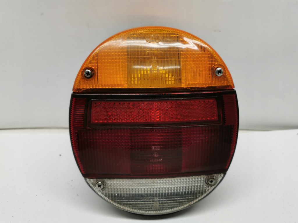 Купить Лампа задняя правая опора słonia volkswagen garbus 43383r3 all/10