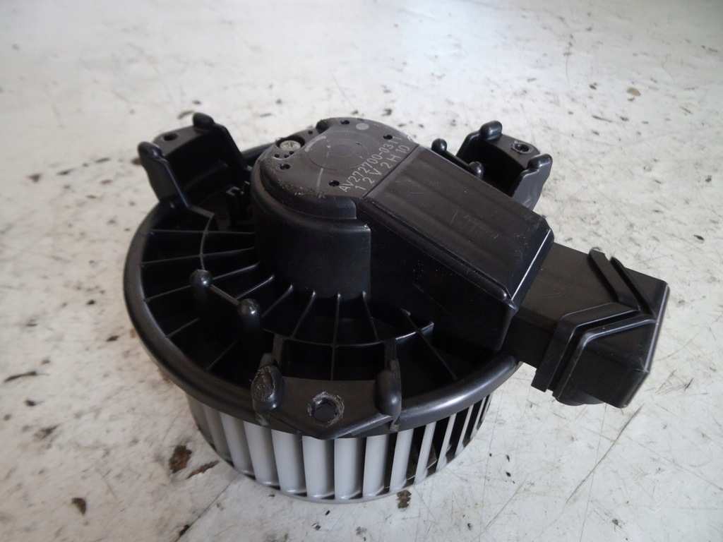 фото №1, Воздуходувка вентилятор suzuki swift av272700-0311