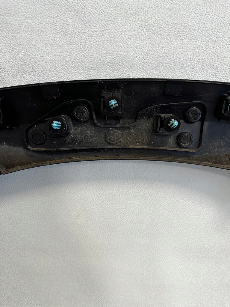 фото №6, Mazda cx30 молдинг крыла правая перед dn4e