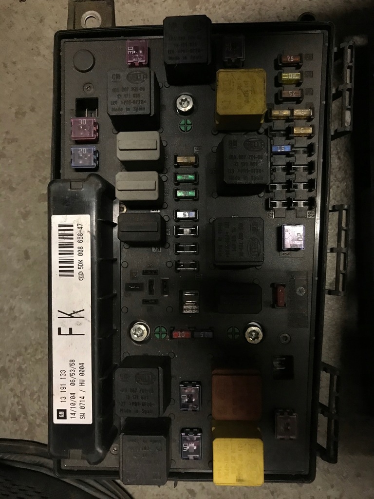 фото №1, Коробка запобіжників opel 13191133 fk