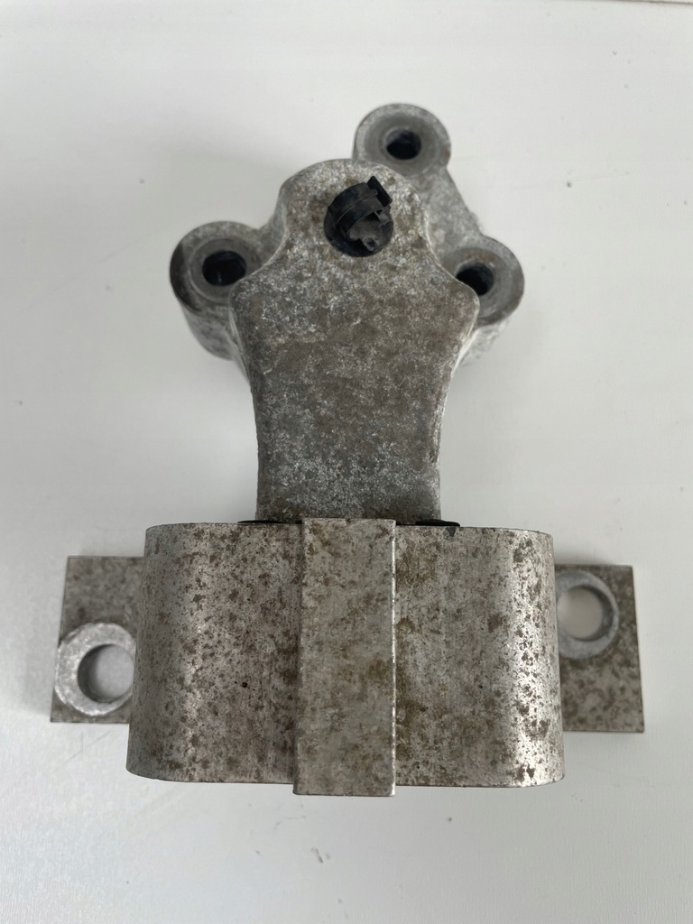 фото №1, Кронштейн подушка двигуна dacia sandero i 1.2 права