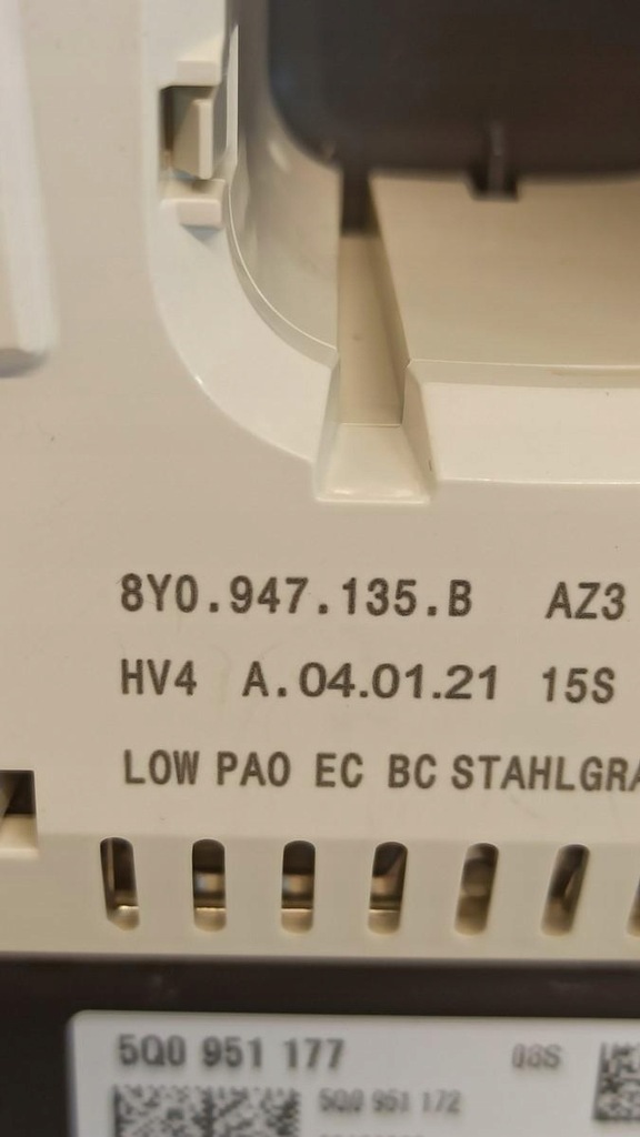 фото №9, Audi a3 8y лампа потолочный 8y0947135b