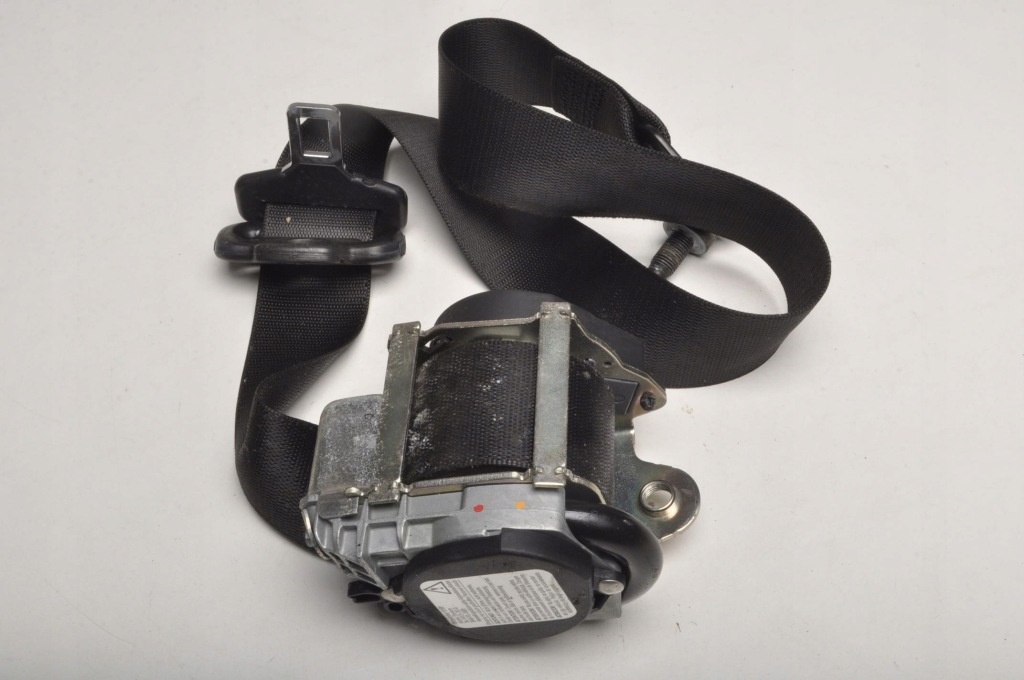 Купить Mercedes w245 ремень безопасности правый  перед 607718200