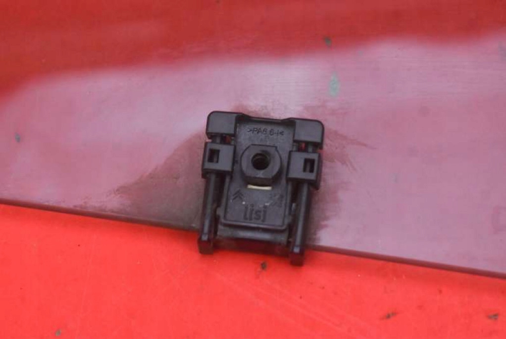 фото №6, Стекло боковая левая перед передняя peugeot 5008 1 i 09-13