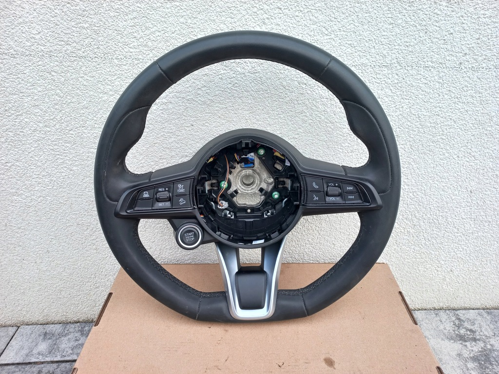 фото №1, Повітропровід шкіряний alfa romeo stelvio