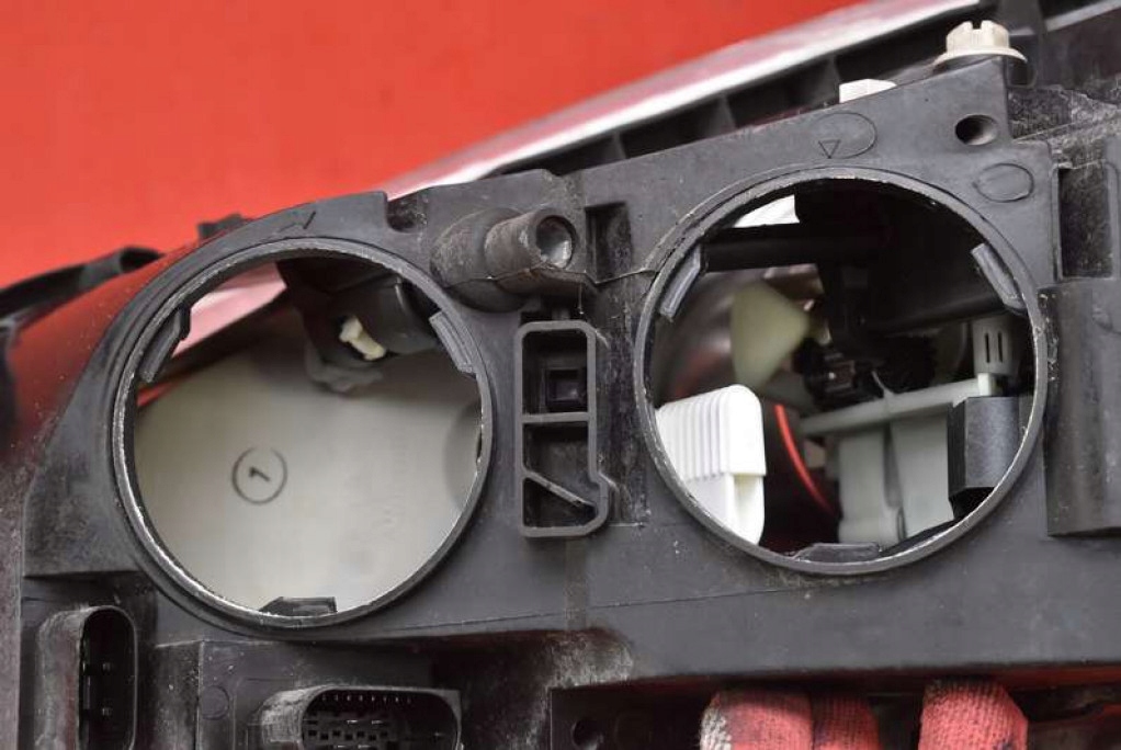 Фара правий лампа перед лінза uk 1305235872 mercedes s-klasa w221 Ціна