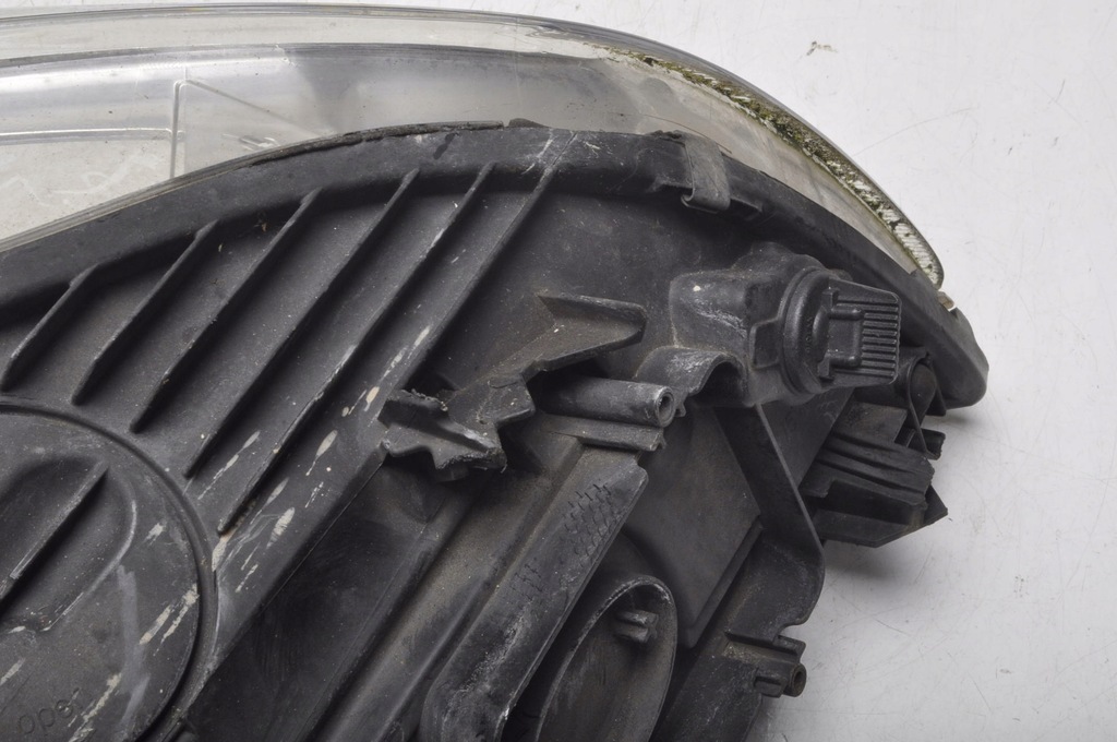 фото №11, Volvo c30 лампа левая передняя левый перед lift europa 31299820