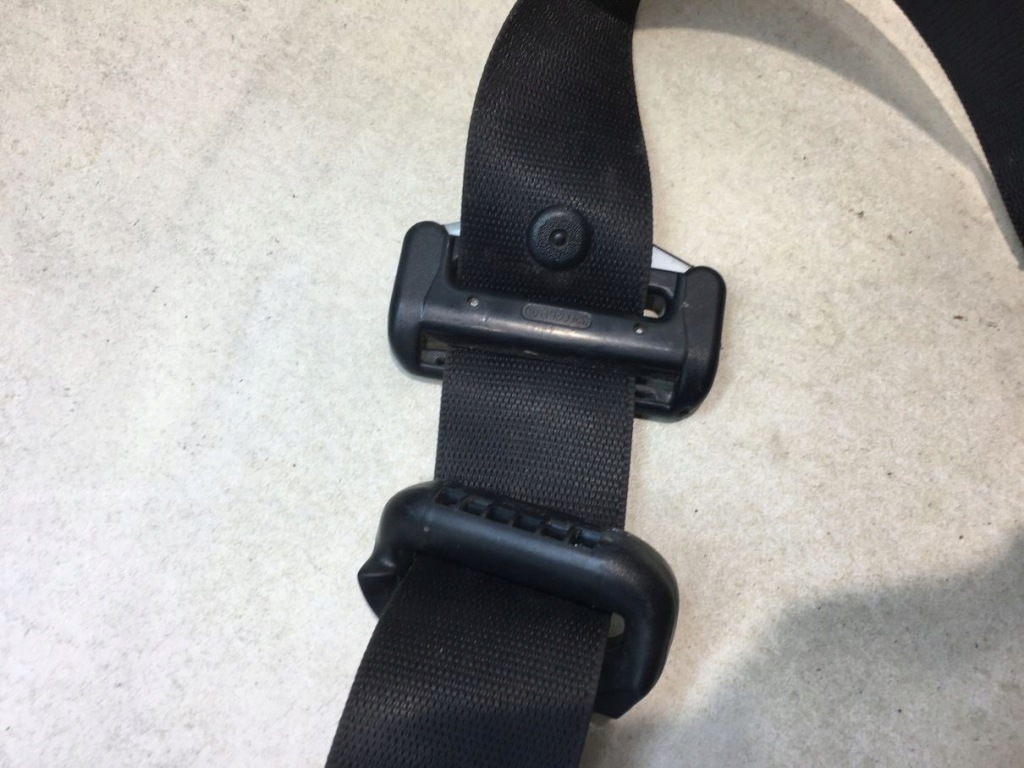 Ремінь безпеки лівий задній mercedes ml w163 a1638601985 Зі Шроту