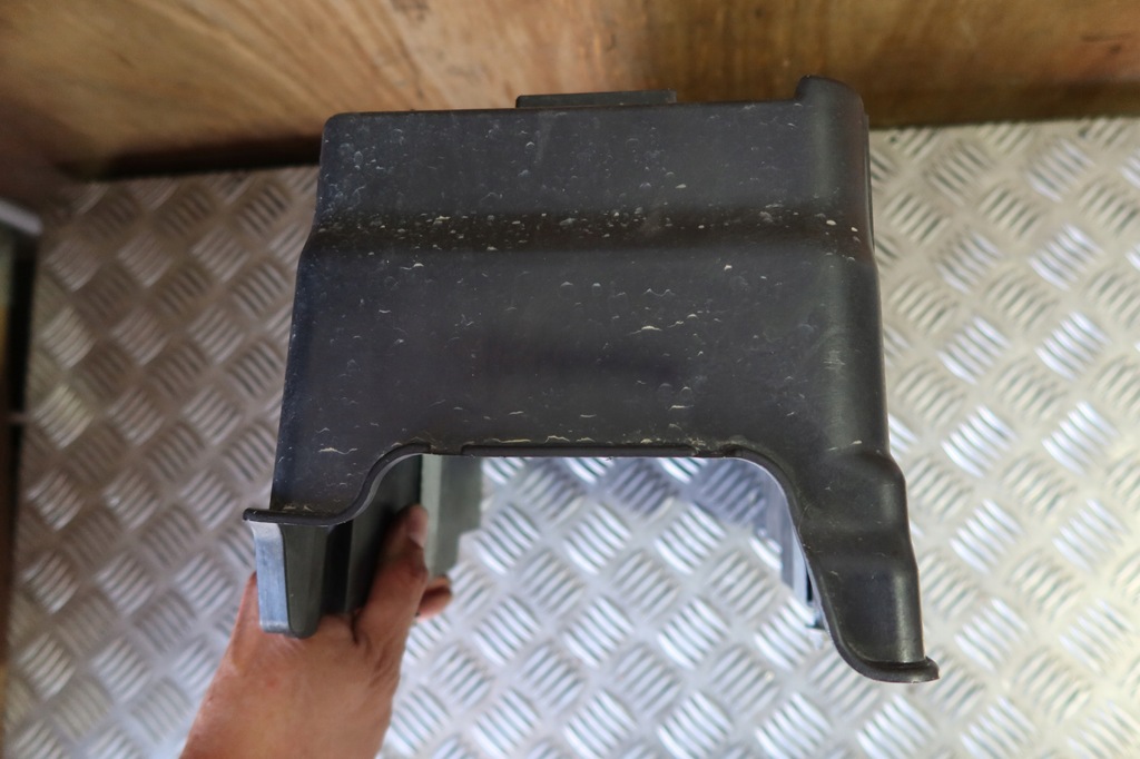 фото №8, Основа акумулятор fiesta mk7 8v21-10723-bd