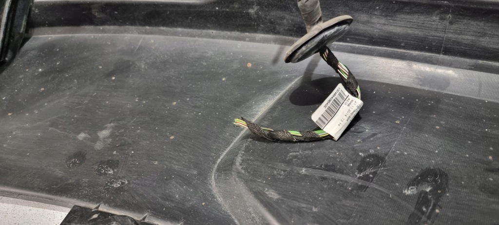 Бампер задний  задний audi a1 lift 8xa 15-18 4x pdc Цена