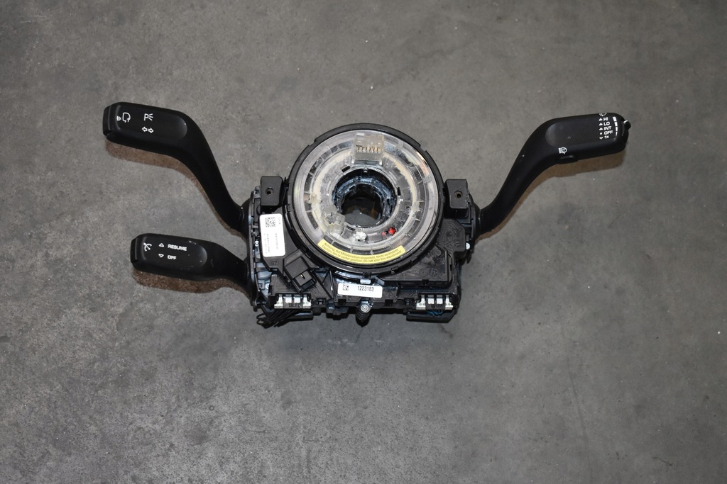 фото №1, Перемикачі стрічка porsche cayman 982 1