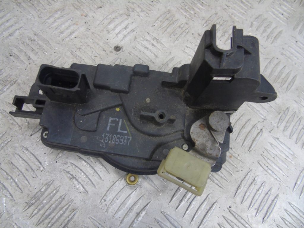 Купити Замок двері 13105937 opel
