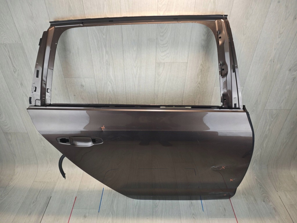 фото №1, Skoda octavia iii 5e9 kombii дверь правый задняя 5e9833602
