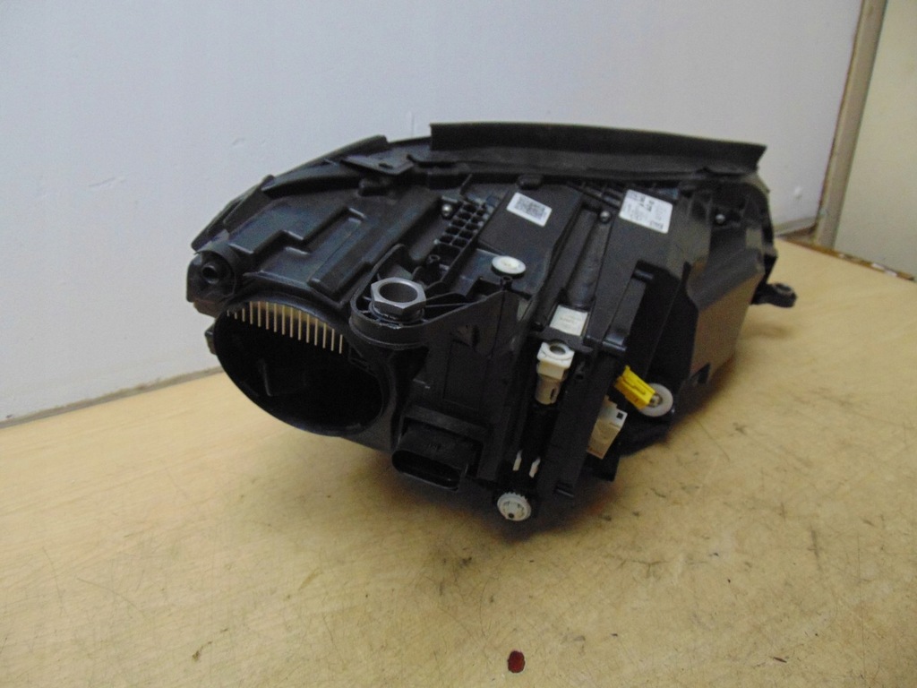 фото №10, Лампа левая перед mercedes gle w167 2019- europa