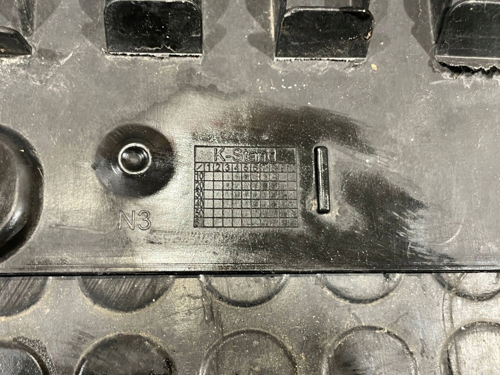 Audi a6 c7 4g0 рестайлінг  14-18 накладка абсорбер плита під  бампер перед передня в Україні