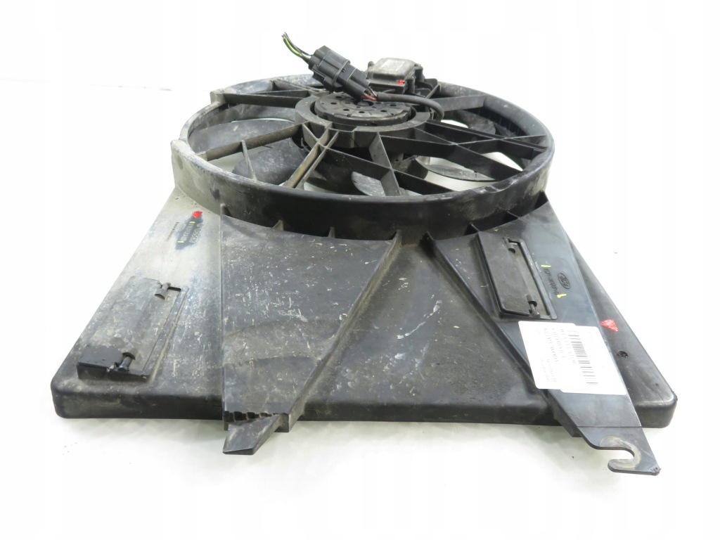 Вентилятор радиатора mondeo mk3 2.0 tdci 0130303923 1137328081 2s718c607b Доставка