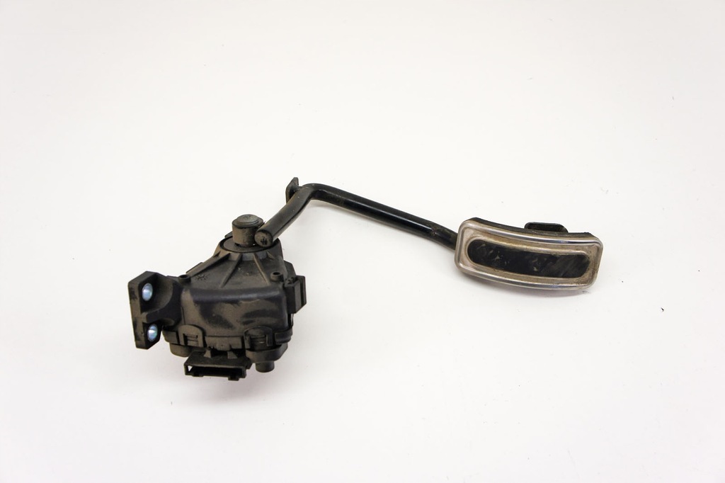 фото №1, Ir463 bentley flying spur i педаль газу