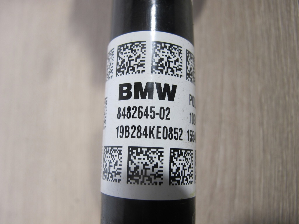 фото №3, Привідний вал передня bmw f48 f39 8482645