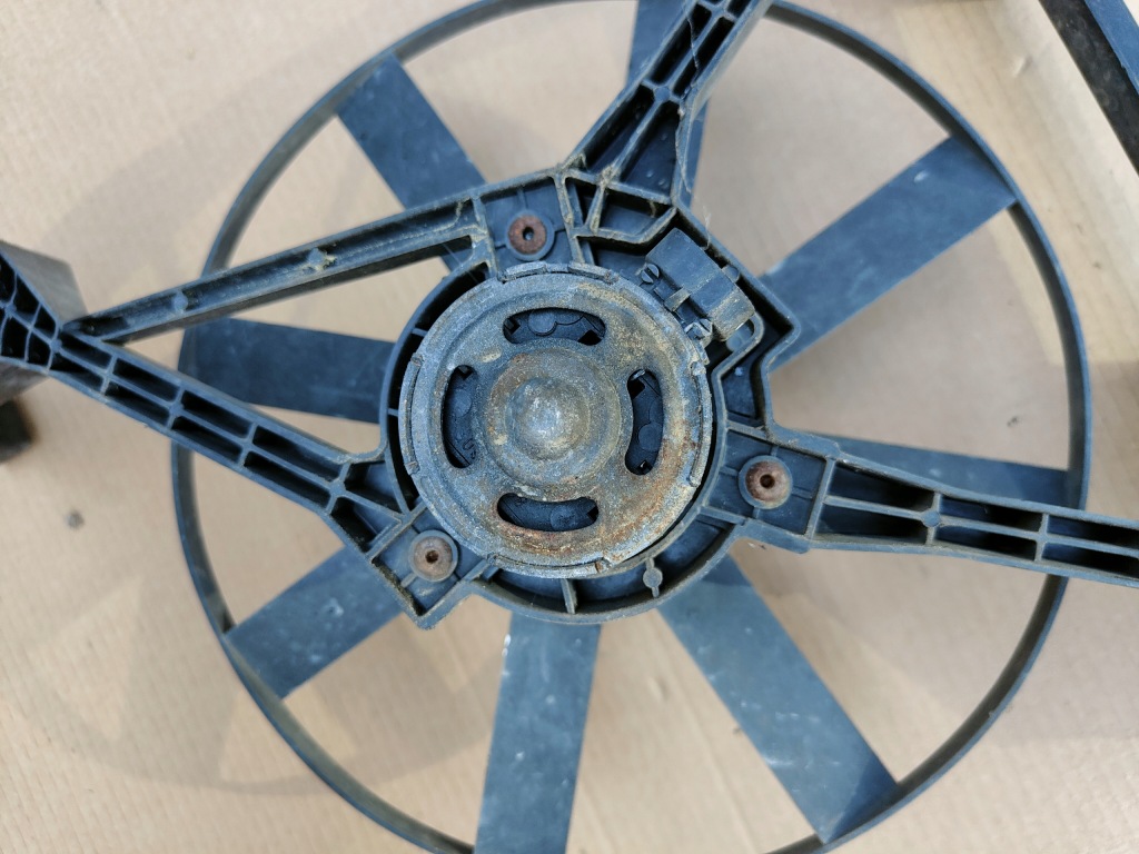 фото №1, Вентилятор радиатора 0003405v007 smart fortwo w450