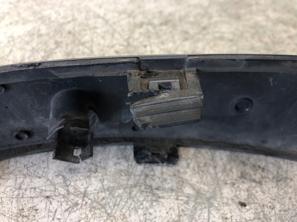 фото №9, Молдинг бампера правый перед peugeot 607 lift eyjc