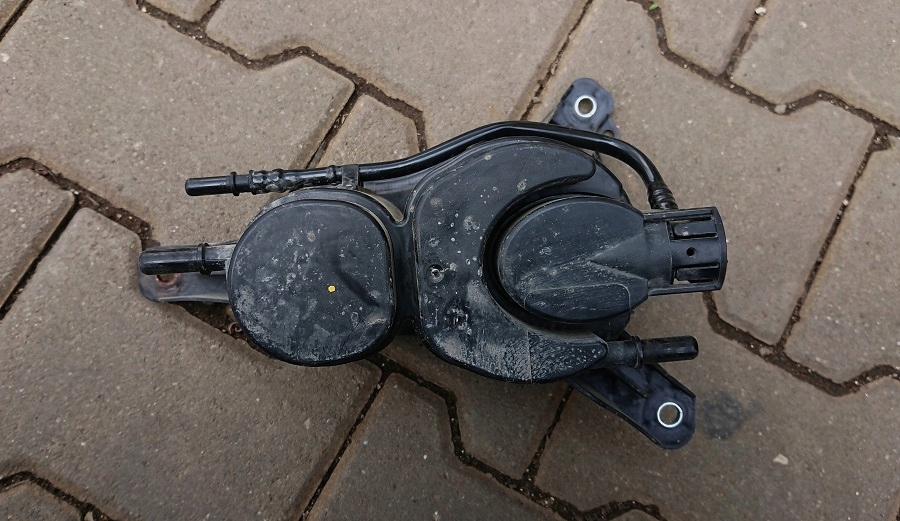 Фільтр вугільний porsche 8k0201799g Оригінал