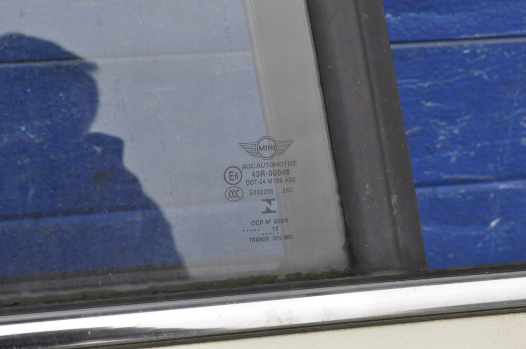 Mini f55 cooper дверь правый  задняя правое  задняя 850 Недорого