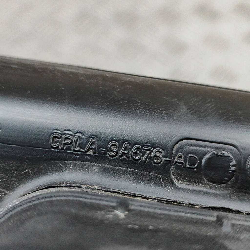 фото №6, Land rover range rover sport l494 2018 часть трубы впуска воздуха