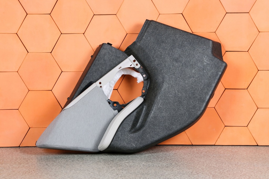 фото №1, Bmw i3 l01 обшивка обивка дверь левый задняя задняя