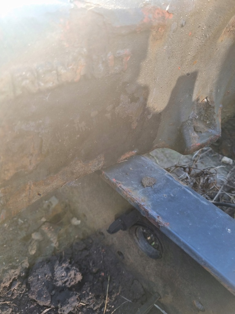 фото №4, Корпус вкладыш головка мост балка моста oś задняя renault midlum dci r 19.5