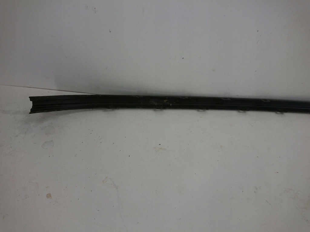 фото №8, Volkswagen touareg iii 3 молдинг бампера передний перед